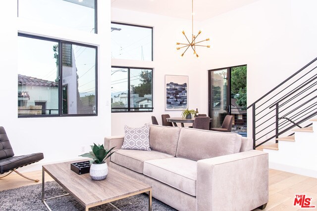 Foto principal - 2404 Glendale Blvd