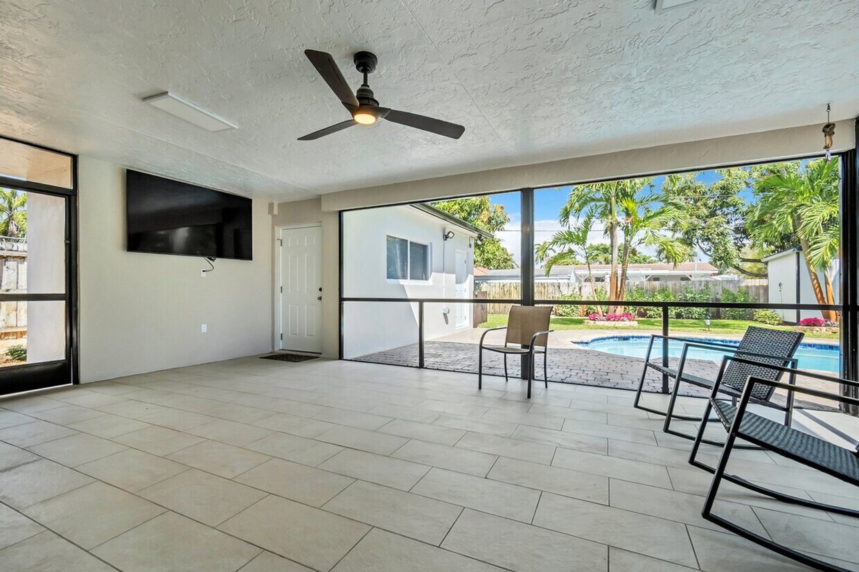 Foto principal - 3691 NW 5th Ave