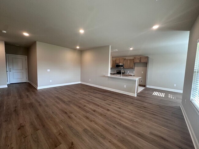 Foto del edificio - 9212 Blackfork Ln
