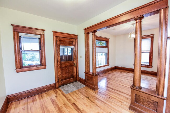 Foto del edificio - 800 5th Street Northeast