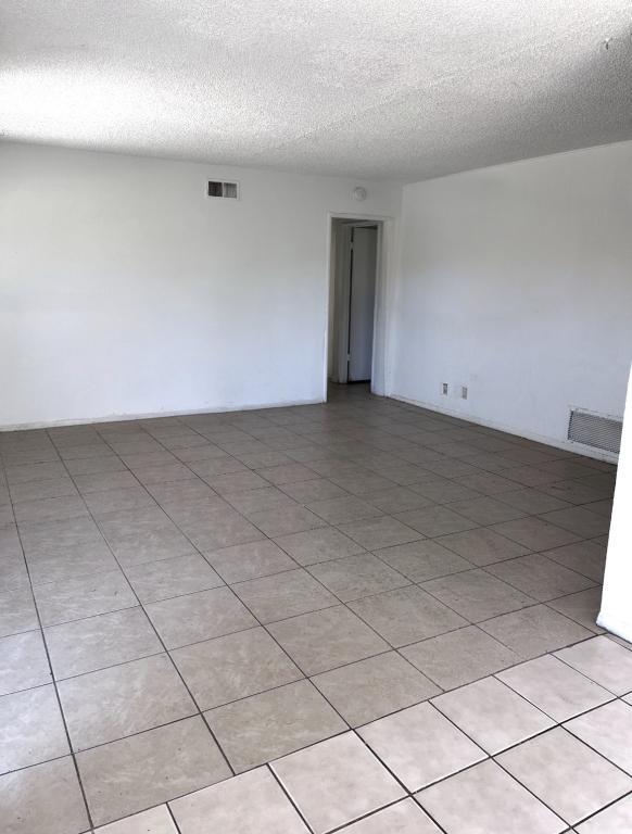Foto del edificio - 38532 33rd St E