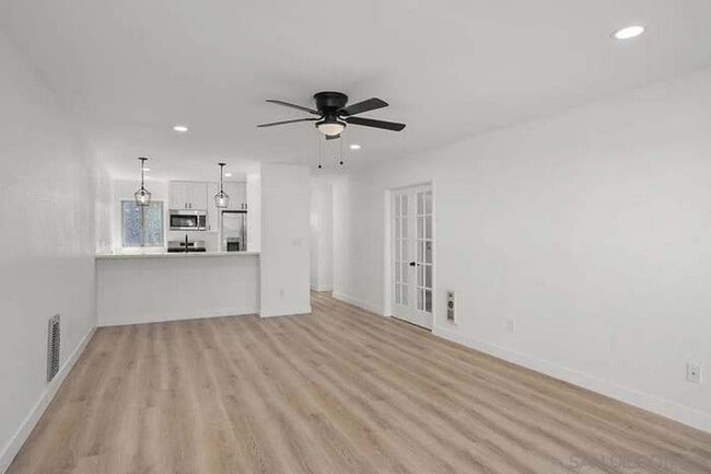 Foto del edificio - 4182 Mount Alifan Pl