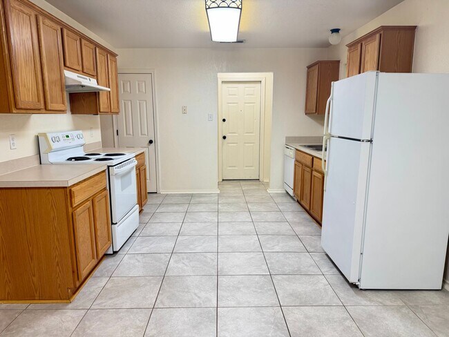 Foto del edificio - 1215 E Avenue H