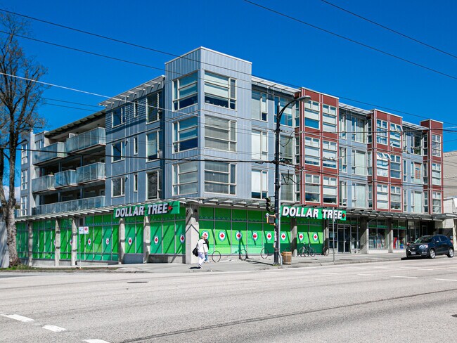Photo du bâtiment - Sunrise Heights Apartments