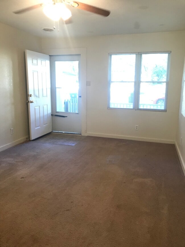 Foto del edificio - 3424 SW Brendan Ave