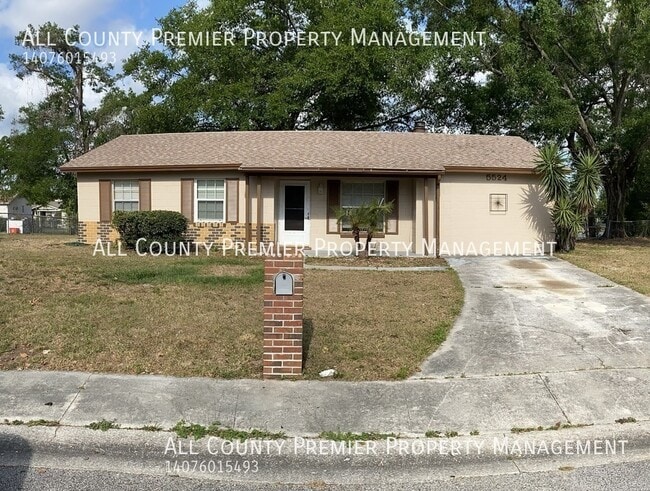 Photo - 5524 Saint Josephs Blvd House