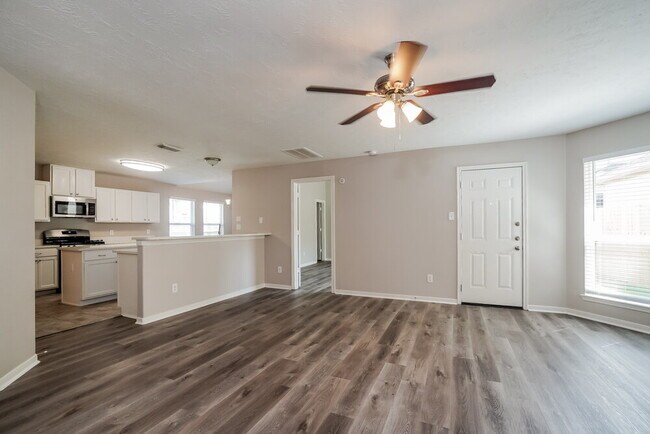 Building Photo - 2442 Chuckberry St