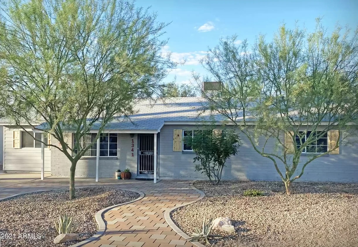 Front fo property - 1341 E Don Carlos Ave