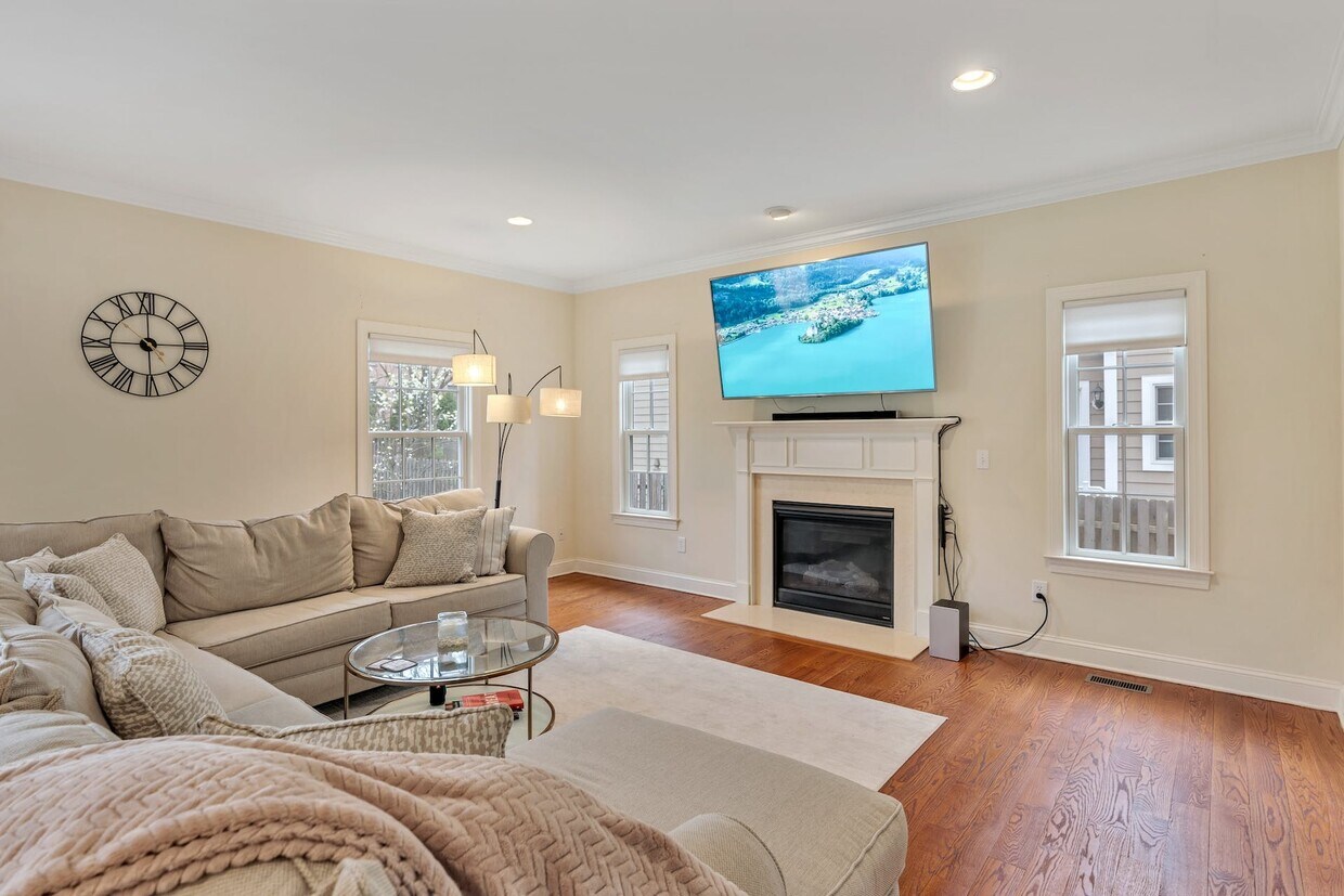 29 Plain St, Summit, NJ 07901 House Rental in Summit, NJ