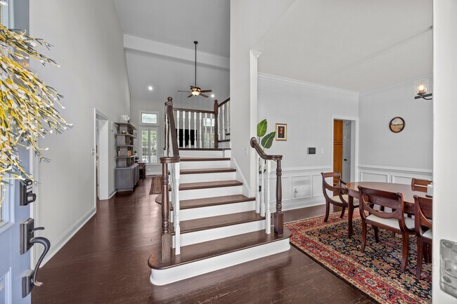 Foto del edificio - 3504 Cranberry Ln