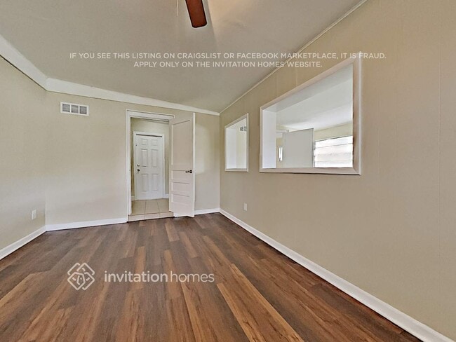 Foto del edificio - 1821 Carrigan Ave