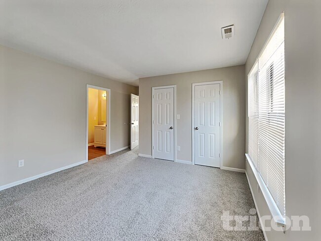 Foto del edificio - 6228 Glenshire Ln