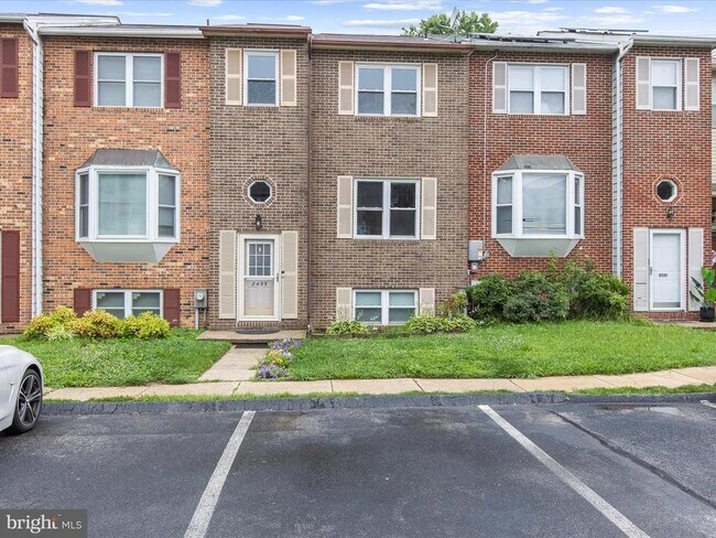 Foto del edificio - 2499 Vineyard Ln