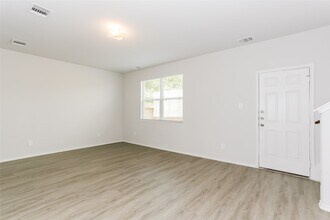 Building Photo - 2707 Bouvardia Wy