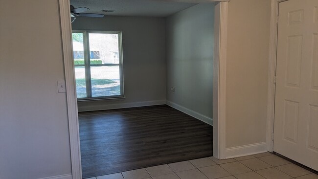 Building Photo - 123 Greene Dr