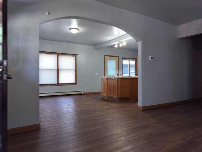 Foto del edificio - 1426 Crooks St