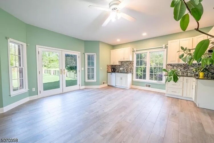 8 Stone Barn Rd Unit 1, Pittstown, NJ 08867 Apartments in Pittstown