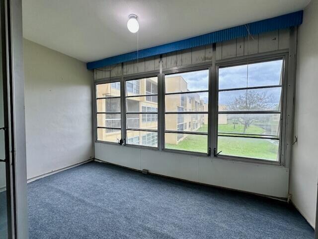 Foto del edificio - 6020 NW 64th Ave
