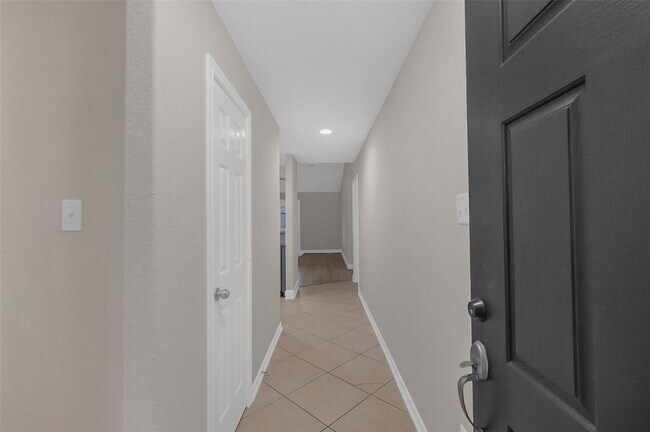 Foto del edificio - 10143 Rose Willow Ln