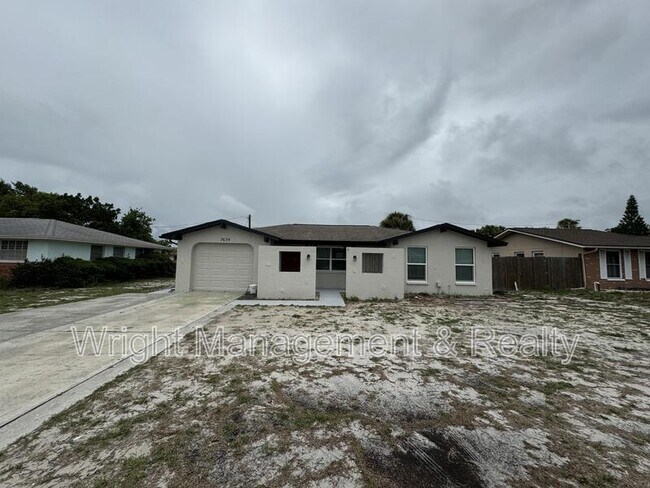 Building Photo - 7639 Jasmine Blvd