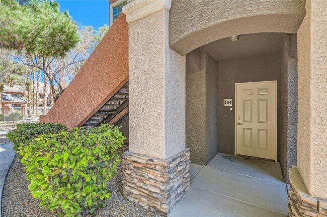 Building Photo - 7624 Pacific Hills Ave