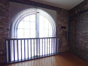 Building Photo - 110 S 15th St