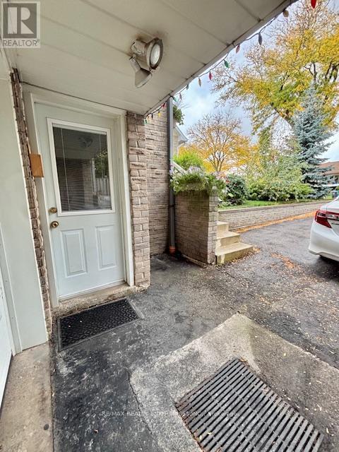 Building Photo - 2545 Cobbinshaw Cir
