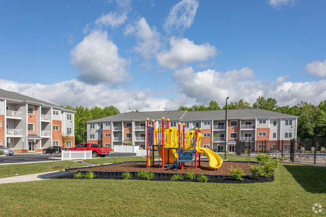 Building Photo - Residences of Summerlin