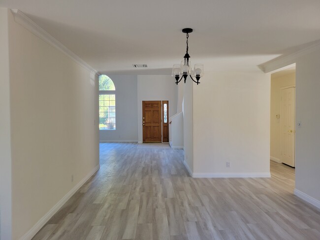 Living room + Dining room - 19250 W Oxnard St