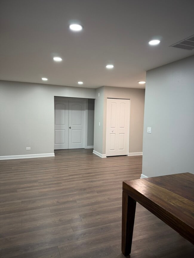 Building Photo - 1201 Haverhill Cir