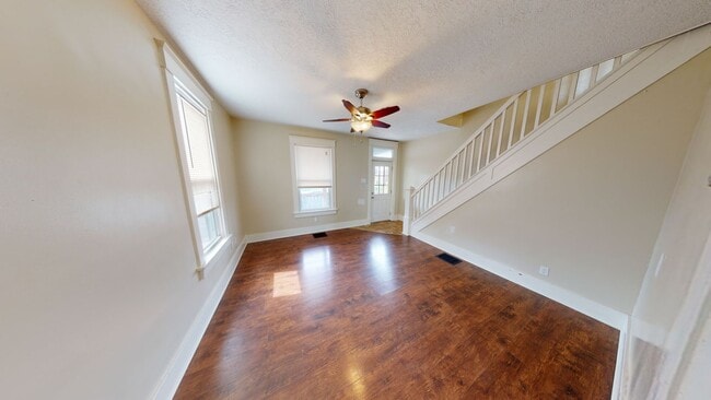 Foto del edificio - 3-Bedroom, 1-Bath Single-Family Home for Rent in Butler