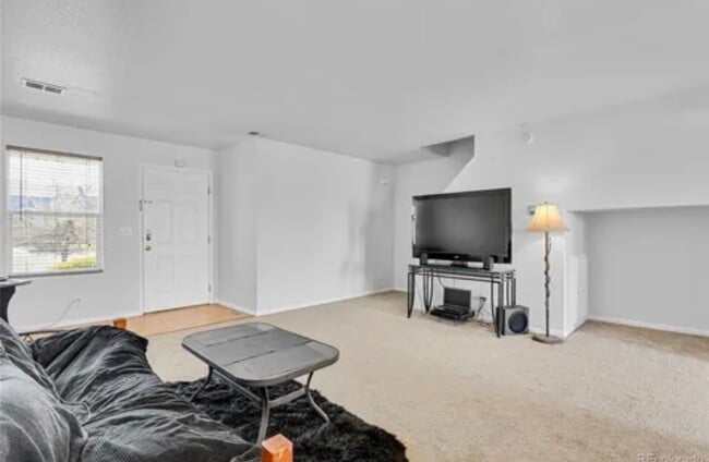 Foto del edificio - 2209 E 111th Dr