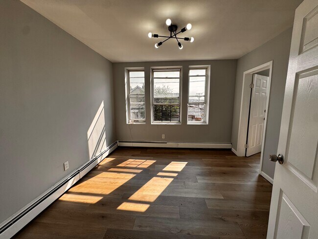 Foto del edificio - 112 Greenville Ave
