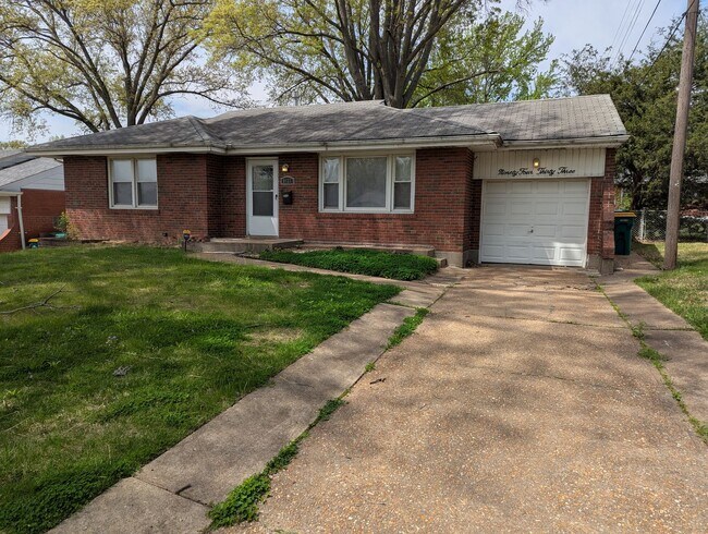 Foto del edificio - Your Perfect Home Awaits — Cozy, Updated, ...