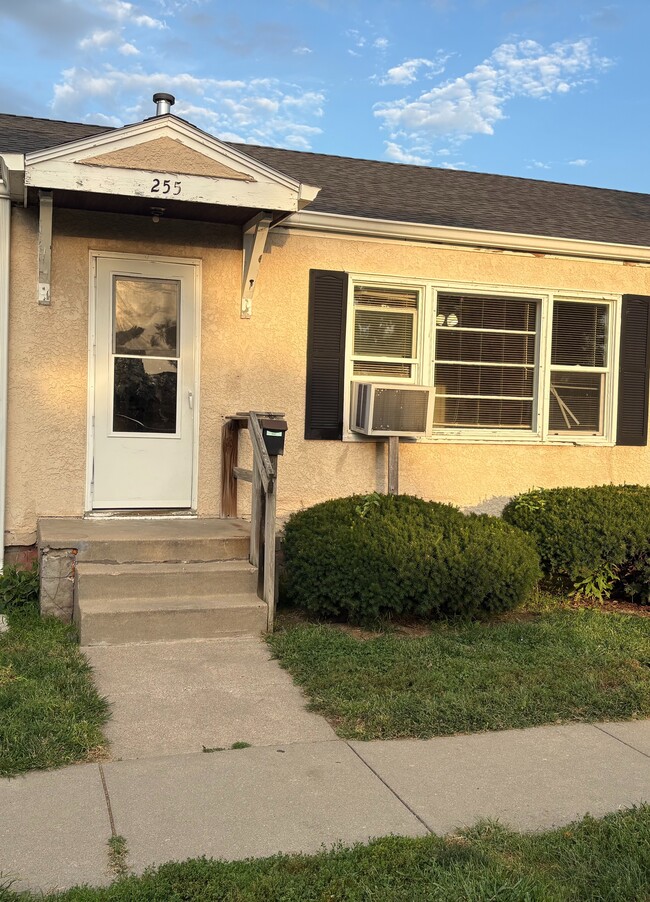 Building Photo - 257 N 29th St