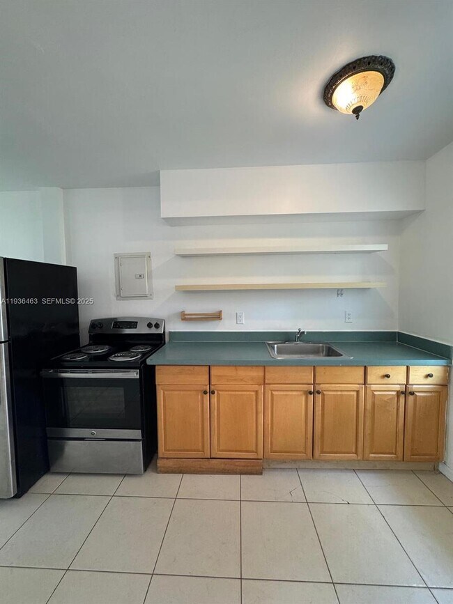 Foto del edificio - 680 NE 88th Terrace