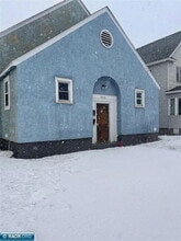 Building Photo - 209 7th St S