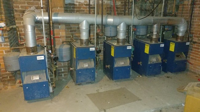 Interior Photo - 496-500 W Main St