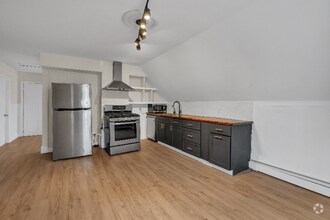 Building Photo - 77 Vinton St