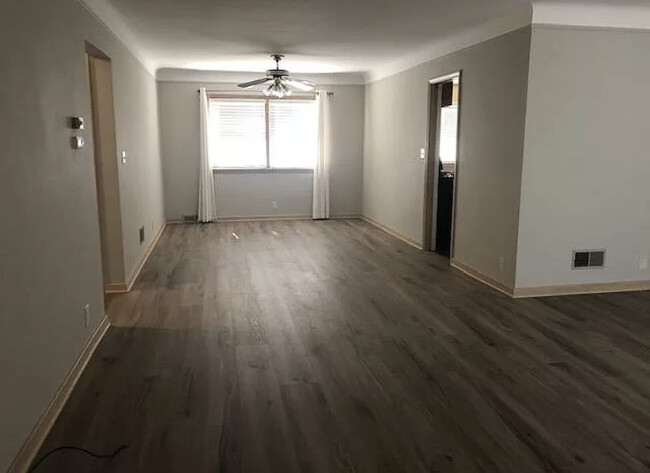 Foto del edificio - 2142 S 38th Ave