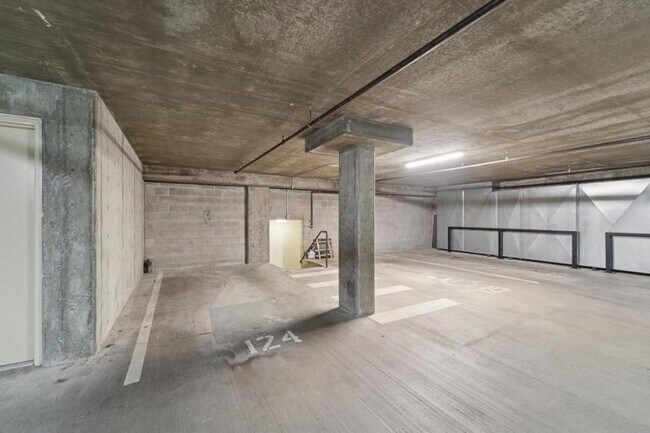 Foto del edificio - 2 bedroom in Seattle WA 98107