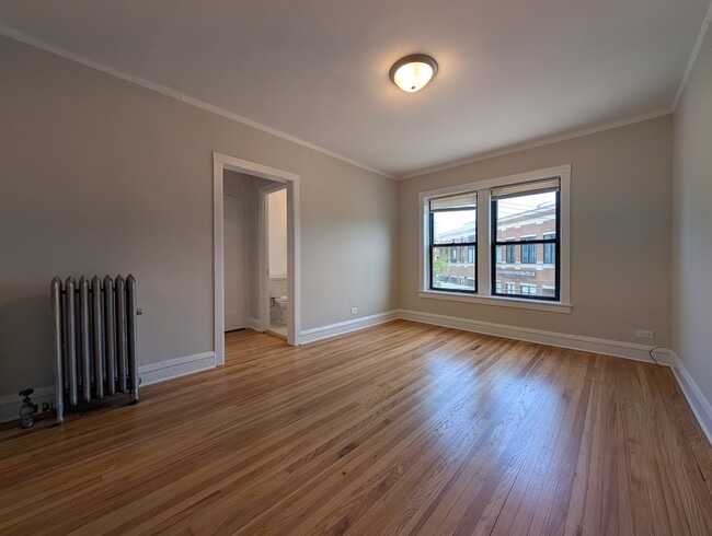 Building Photo - 2714 N Spaulding Ave