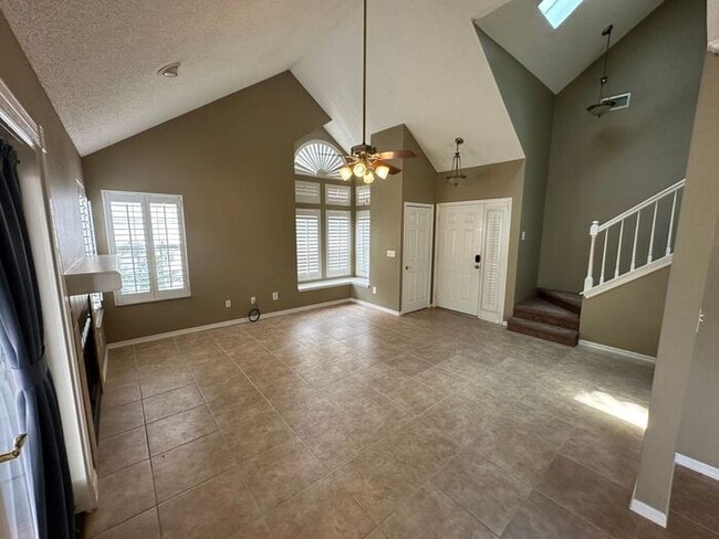 Photo - Cozy 3 bed 2.5 bath home in the heart of O...