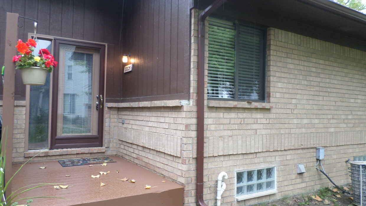 Primary Photo - 33825 Hooker Rd