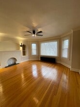 Building Photo - 9210 S Loomis St