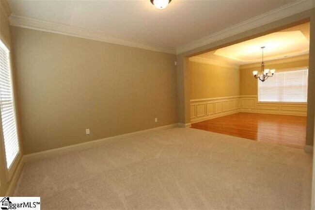 Foto del edificio - 204 Wild Meadow Dr
