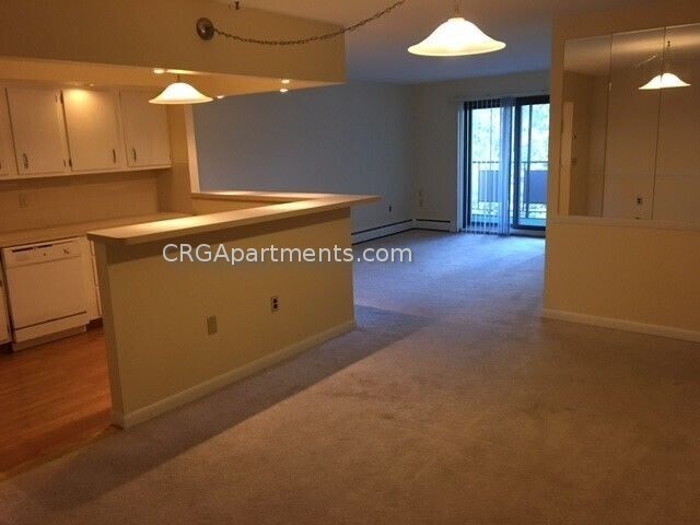 Foto principal - 393 Massachusetts Ave