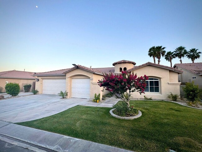 Building Photo - 81464 Avenida Esmeralda