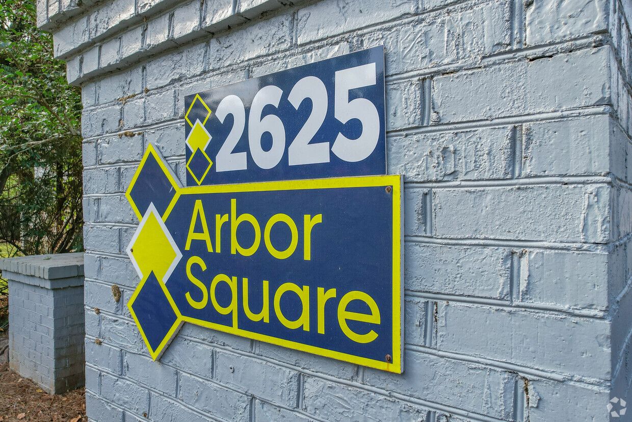 Primary Photo - Arbor Square