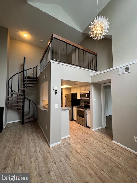 Building Photo - 14055 Vista Dr